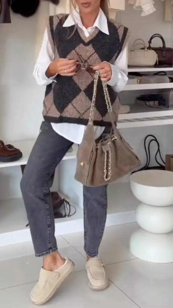 Neutral Argyle V-Neck Knit Sweater Vest