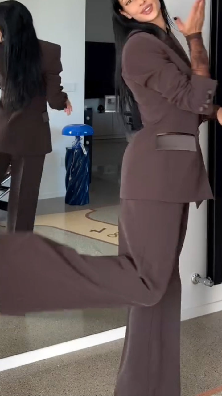 Charcoal Contrast-Lapel Double-Breasted Pants Suit
