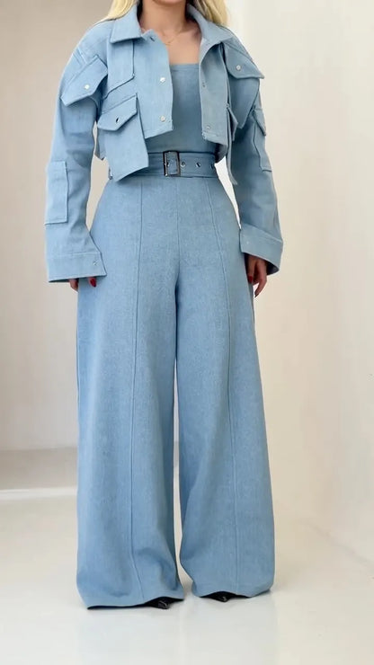 Conjunto de Macacão com Cinto e Jaqueta Utilitária Cropped