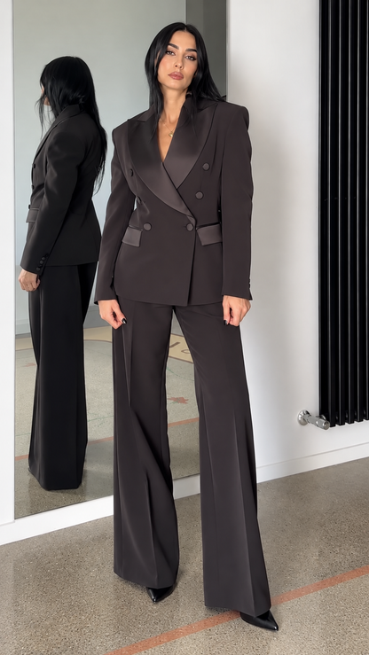 Charcoal Contrast-Lapel Double-Breasted Pants Suit