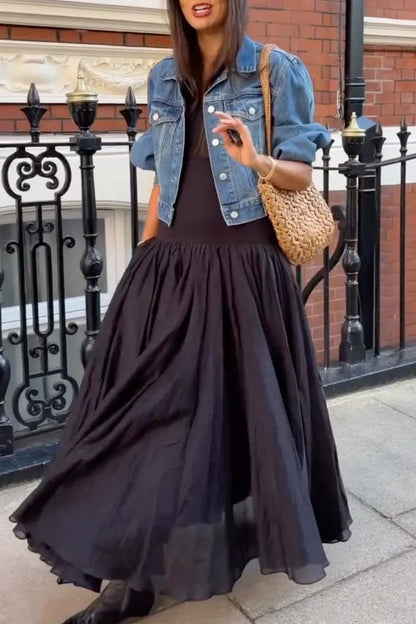 Conjunto de Jaqueta Jeans Cropped e Vestido Maxi Fluido