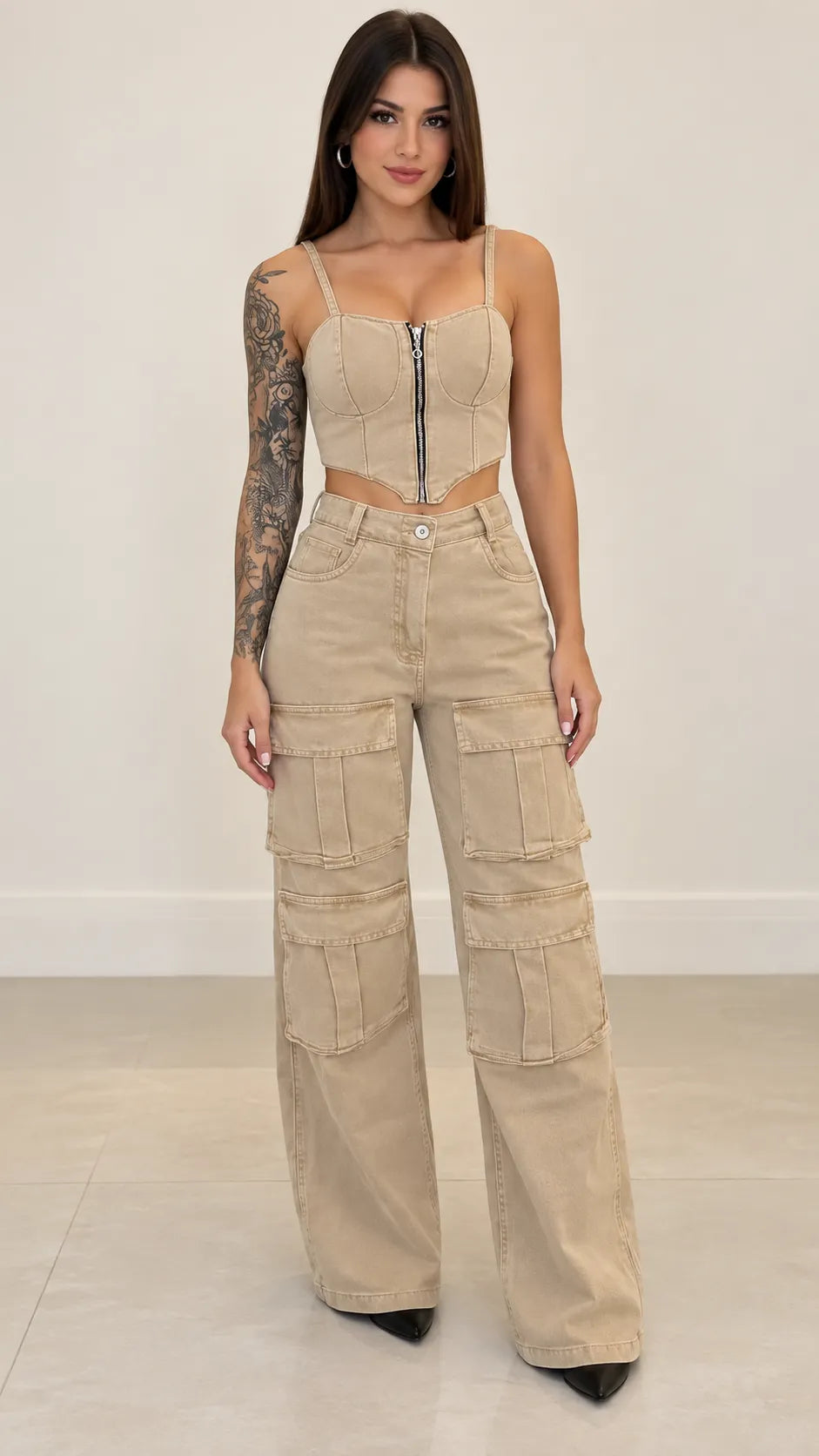 Conjunto de Top Corset Jeans e Calça Cargo Wide-Leg